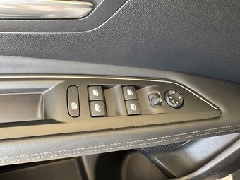 Peugeot 3008 1.2 PureTech Allure - 13