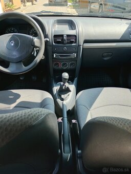 Renault Clio 2 - 13