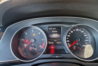 Volkswagen Passat Variant 2.0 TDI Highline 110kW150HP M6 - 13