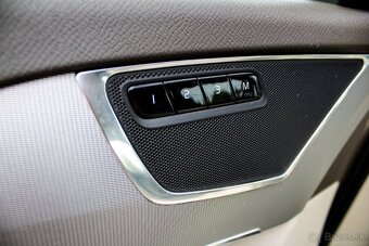 Volvo XC90 XC 90 D5 Drive-E Inscription AWD A/T - 13