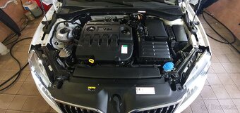 Škoda Super combi III, 2.0 - 13