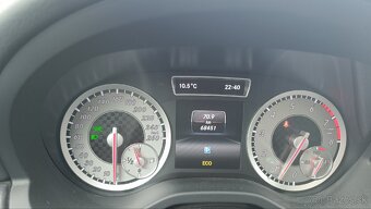 Mercedes A 180 w176 1.6 benzin 68000km panorama - 13