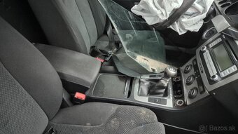 Volkswagen Passat B6 2,0TDI 103kw kód: BKP kombi - 13