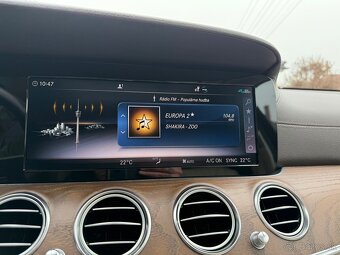 Mercedes Benz E400 D 4Matic - 13