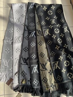 Louis Vuitton teplý šál alebo kašmírová šatka - 13