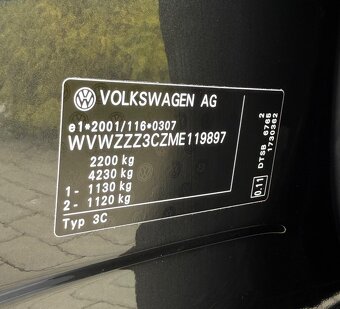 Volkswagen Passat Variant 2.0TDi DSG - 13
