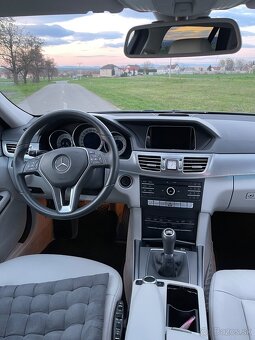 Predam Mercedes-Benz E200CDi Bluetec - 13