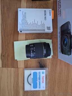 Canon EOS 90D - 13
