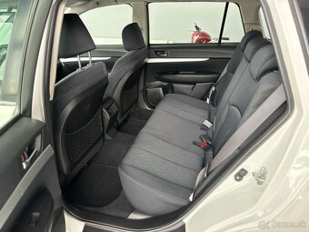 Subaru Legacy Wagon 2.0 i VA CVT 172000km 2010 - 13