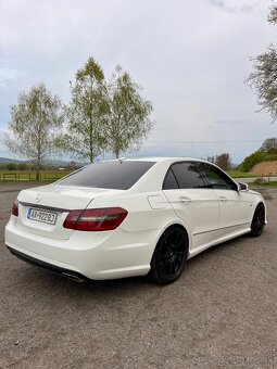 Mercedes-Benz E 350 CDI Avantgarde 170 kW - 13