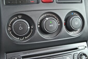 Citroën C3 Picasso 1,4i, 153 500 km, Kúpené v SR, 2. Majiteľ - 13