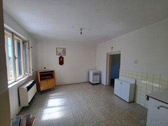 Zachovalý rodinný dom Ludanice- len 8km od TO - 13