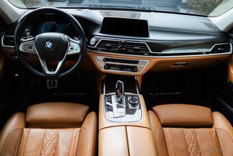 BMW Rad 7 750Li M-packet xDrive A/T 760Li V12 Optic - 13