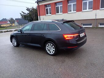 Predám Škoda Superb 3 combi ročník 2022 DSG - 13