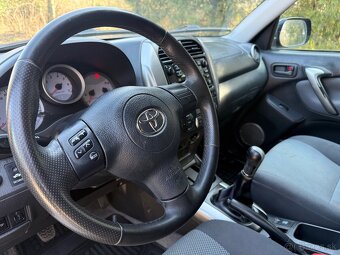 Toyota Rav4 2.0 D4D 4x4 - 13