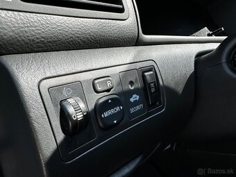 Toyota Corolla E12 - 13
