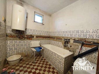 Na predaj poschodový 5-izbový rodinný dom v obci Pribeta - 13