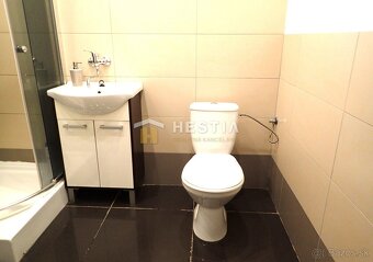 ZNÍŽENÁ CENA Veľký rodinný dom s pozemkom 930 m2 Kuklov - 13