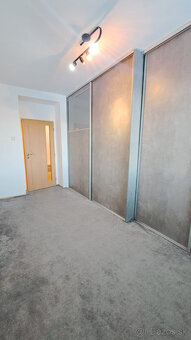 Prenájom 4-izbového bytu v lukratívnej časti Popradu - 13