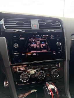 Volkswagen Golf GTI Performance 7.5 - 13