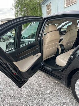 BMW 740d X Drive - 13
