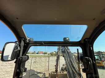 Volvo ECR 58D bager - 13