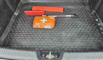 Hyundai i30 CW 1.6i CRDi 16V - 13