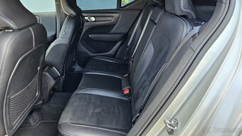 Volvo XC40 D4 R-Design AWD A/T 190 PS harman/kardon - 13