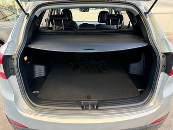 Hyundai ix 35 - Tucson 1,6 gdi benzín 1. majiteľ rok 2013 - 13