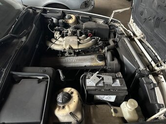 BMW e34 525i  1988 - 13
