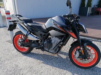 KTM 790 Duke 2021 - 13