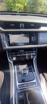 Jaguár XF , AWD, 2.0, 2019 - 13