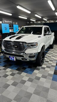 Dodge Ram 1500 5,7 HEMI - 13