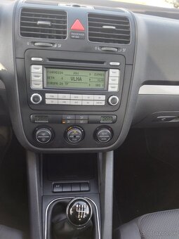 Volkswagen Golf 1.6 FSI Comfortline - 13