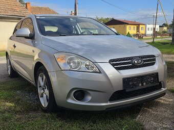Kia ProCeed 1.4i / mod. 2009 / 130 tisíc KM - 13