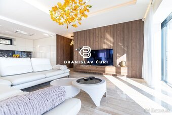 UNIKÁTNY PENTHOUSE - HRBOVÁ RESIDENCE - 13