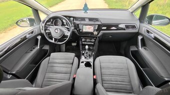 2017 Touran nový model, tsi 110kw,dsg 7st, top výbava - 13