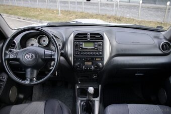 Toyota RAV4 2.0 D-4D - 13