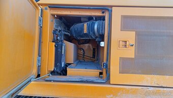 predám pásový báger JCB 220 XL 4F r.v. 2019 5.950 MTH - 13