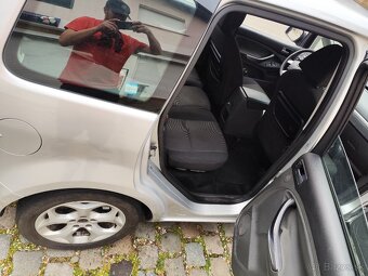 Predám Ford C -max 2,0 i +LPG   motor po GO - 13