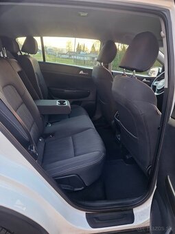 Kia Sportage 1.7CRDi 115KM Navi Kamera biela perla - 13