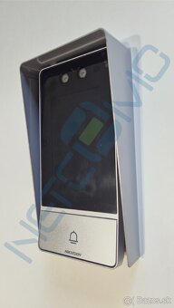 Prémiový videovrátnik/vstupná jednotka Hikvision - 13