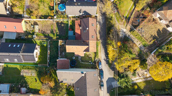 VYMEŇ SUSEDA – PONÚKAME NA PREDAJ VÝNIMOČNÝ RODINNÝ DOM PRI - 13