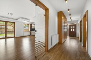 Na predaj | 5 izbový rodinný dom 140 m² s terasou - Tureň - 13