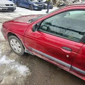 Renault Megane 1.6 r.v.2000 - 13