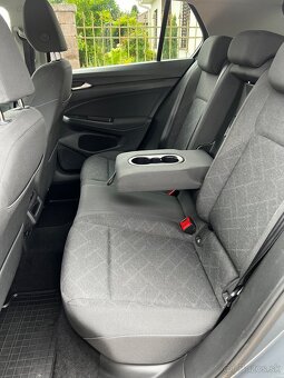 Volkswagen Golf 8 2.0TDi Dsg - 13