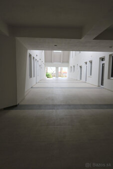 Prenájom priestoru 60 m2 na rôzne účely Bytčická ulica - 13