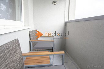 2 IZBOVÝ SLNEČNÝ BYT S BALKÓNOM V CENTRE MESTA - 13