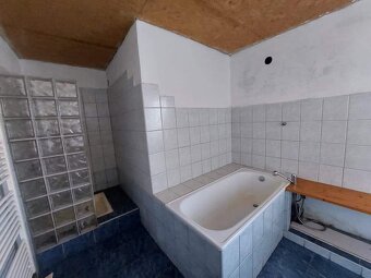 RD na PREDAJ v krásnom prostredí - Nová Osada, m. časť KOMÁR - 13