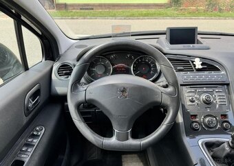Peugeot 5008 2.0 HDi 7MÍST FULL nafta manuál 110 kw - 13